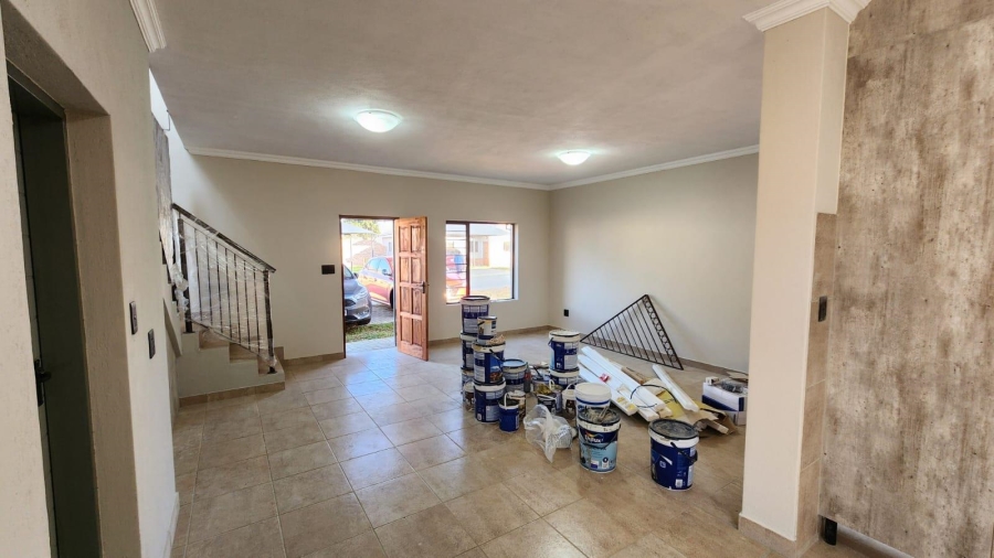 3 Bedroom Property for Sale in Waterval East North West